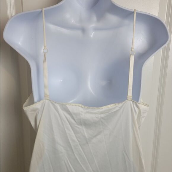 VANITY FAIR Vintage Slip Dress - Picture 6 of 10